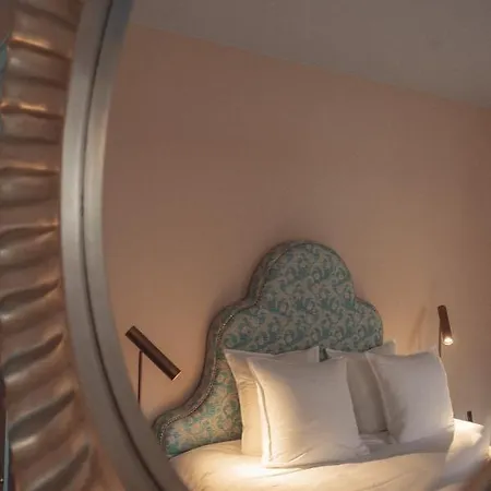 Hotel Flora Anversa