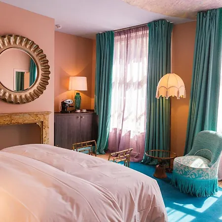 Hotel Flora *